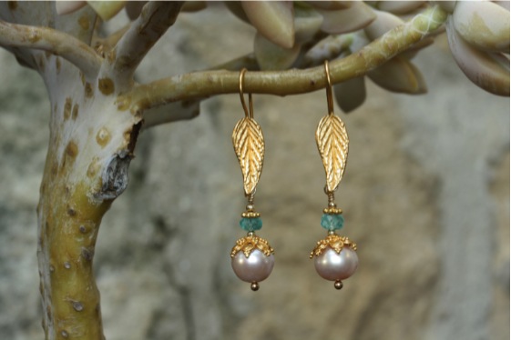 earrings,pearl,vermeil,apatite