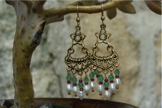 earrings,pearl,garnet,aventurine,bronze