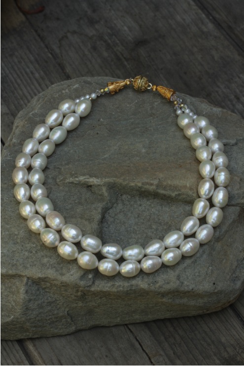 necklace,pearl,beaded,jewelry