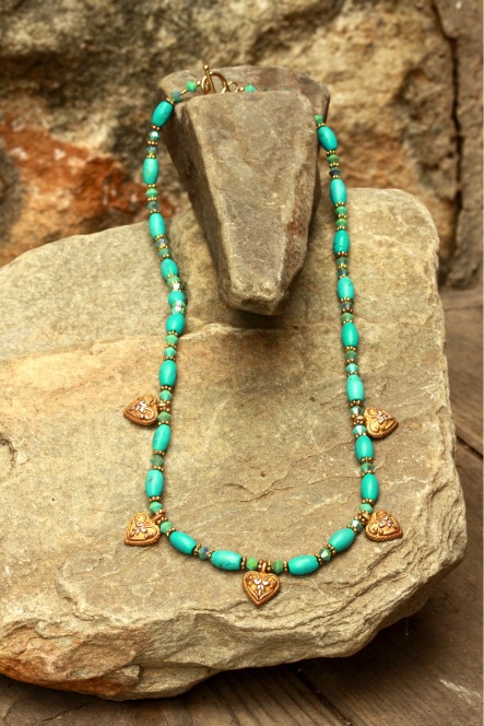 necklace,jewelry,handmade,turquoise,beaded