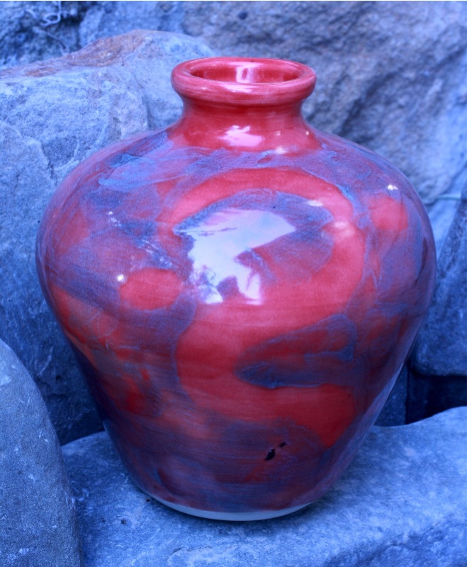 porcelain vase red and deep blue